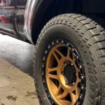 Cách Thay Lốp Xe An Toàn (Tránh Những Sai Lầm Thường Gặp!)